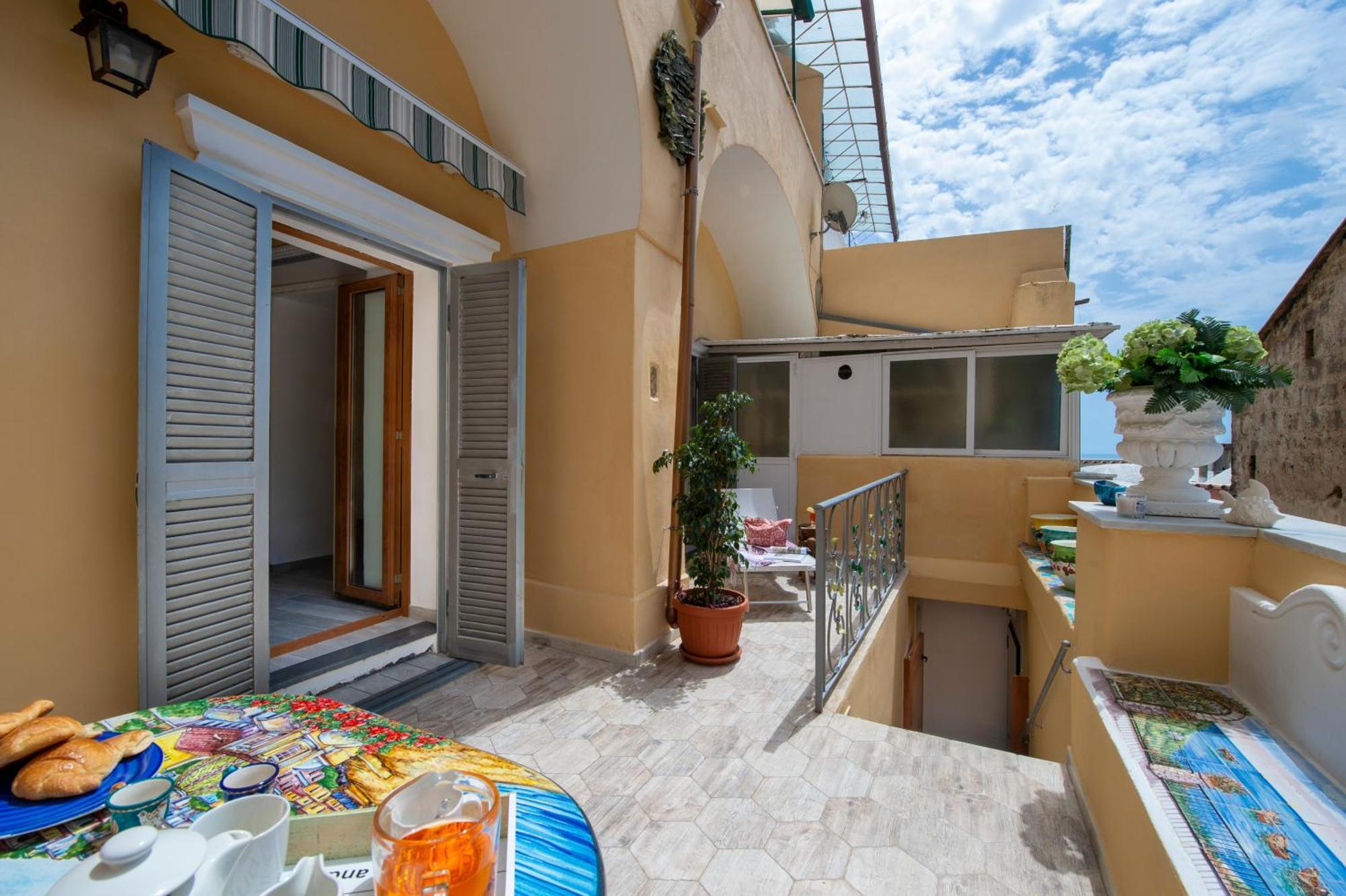 Amore Rentals - Casa Barbera B โปซิตาโน ภายนอก รูปภาพ